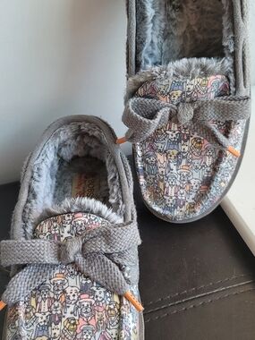 Skechers BOB'S Women's "Too Cozy" Distinguished Delight Dog Slippers 7.5
